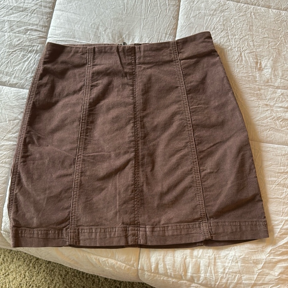 Women’s high wasted mini skirt